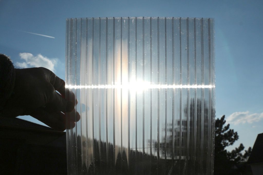 víztiszta 10 mm x struktúrás polikarbonát